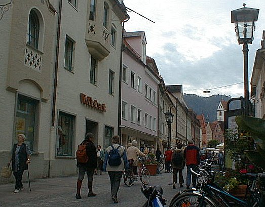 Füssen: Pedestrianised Street