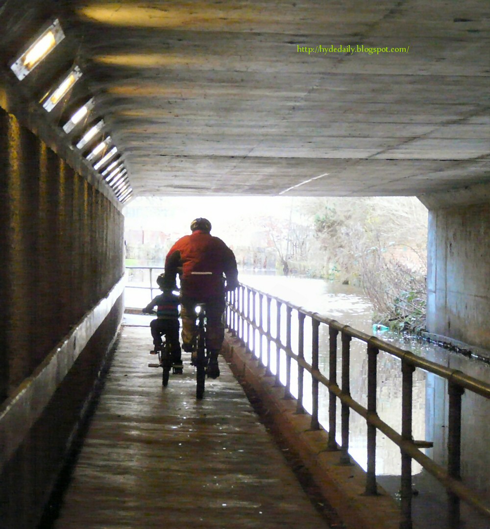 Cycling under the M67