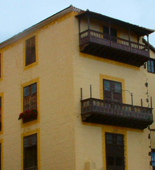 La Orotava: Wooden balconies