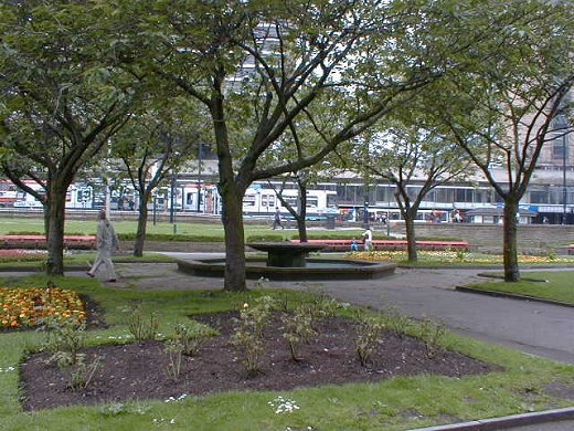 Manchester: Piccadilly Gardens, August 1998