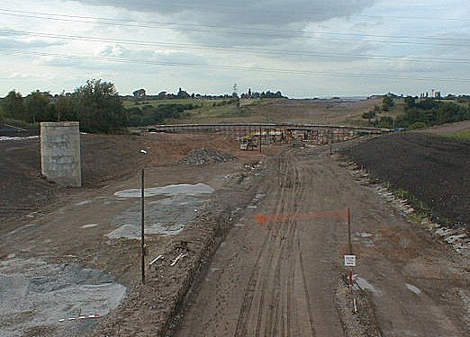 Littlemoss: M60 Northbound under construction, August 1999