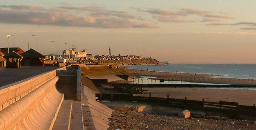 Cleveleys: looking South towards Blackpool, October 2004