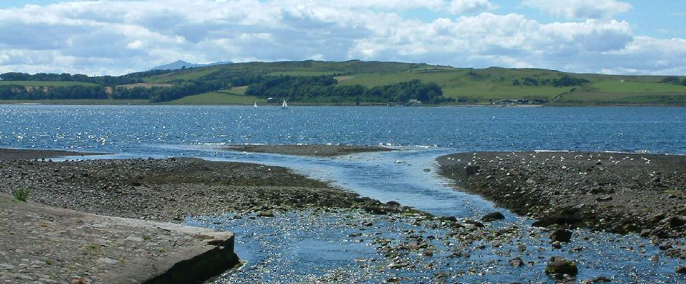 Largs: Cumbrae from mouth of Gogo Burn