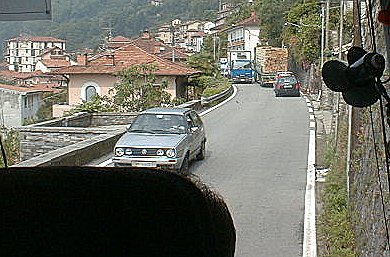 Cannobio:Traffic jam by Lake Maggiore